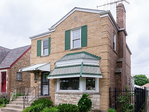 2nd image of 10428 S South Park Ave