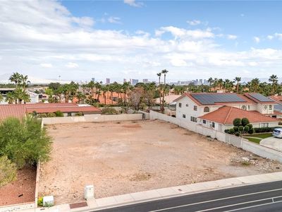Buffalo Dr, Las Vegas, NV, 89117