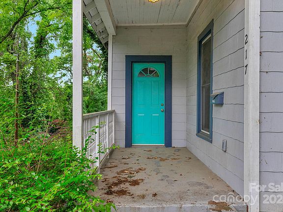 5th image of 217 Piedmont Ave