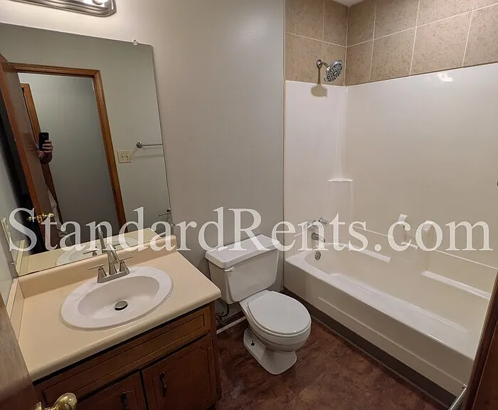 5731 Buck Ct — Photo 13