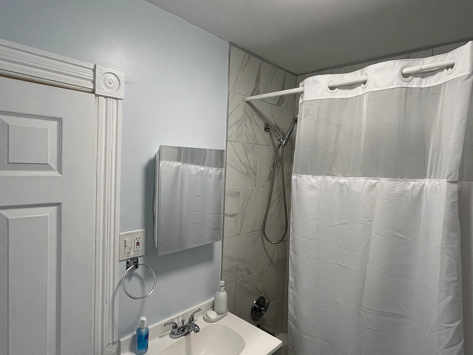 2 bed, 1350 sqft, $2,250 — Photo 4