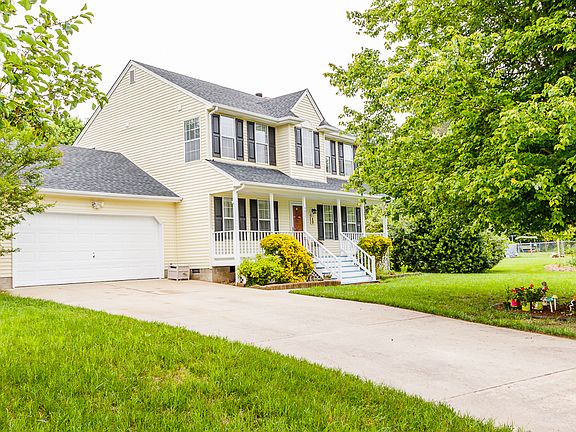 3rd image of 6837 Magnolia Dr