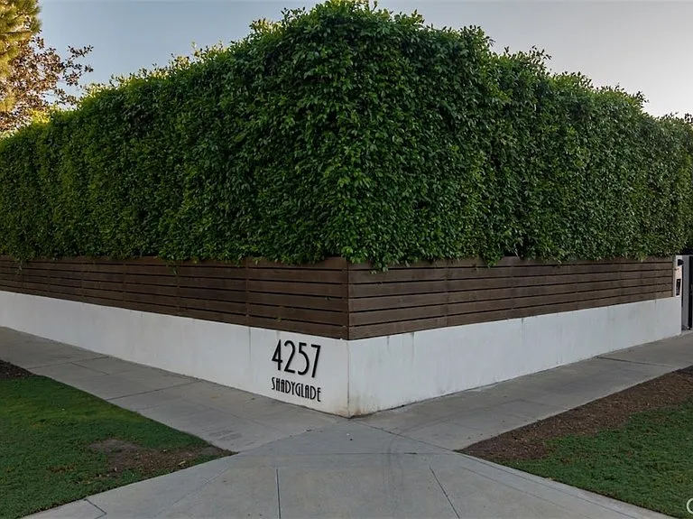 4257 Shadyglade Ave — Photo 34