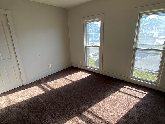 5th image of 1201 Huestis Ave #1203
