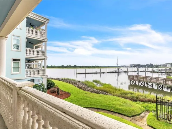 2812 River Drive #104, Savannah, GA 31404