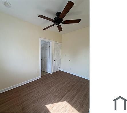 4th image of 2409 W 54th St