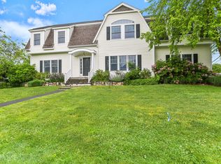3 W Crossway, Old Greenwich, CT 06870