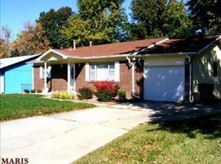 29 Saint Lawrence Dr, Saint Peters, MO