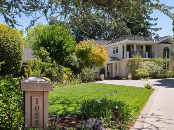 1055 Atkinson Ln, Menlo Park, CA 94025