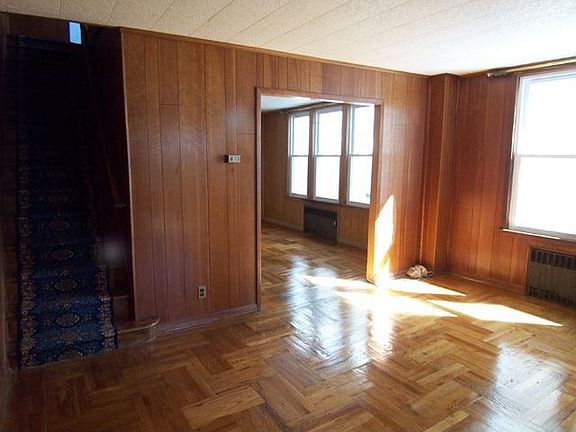 2nd image of 6920 Almeda Ave