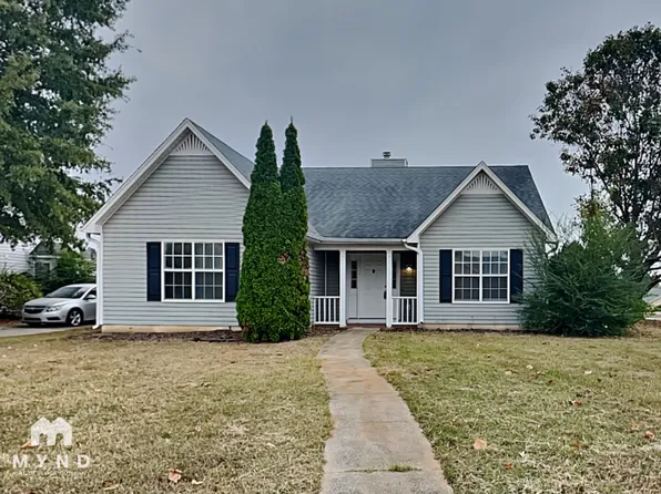 169 Park Place Ln, Alabaster, AL 35007