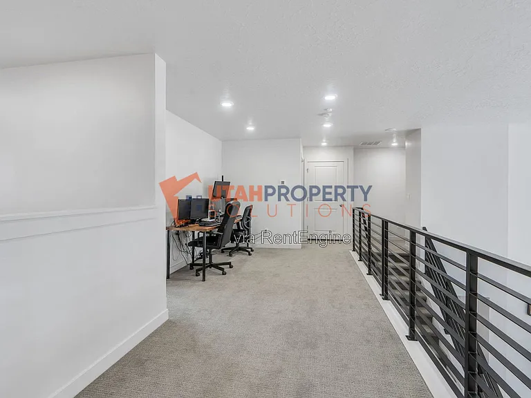 213 W Prickly Pear Dr — Photo 27