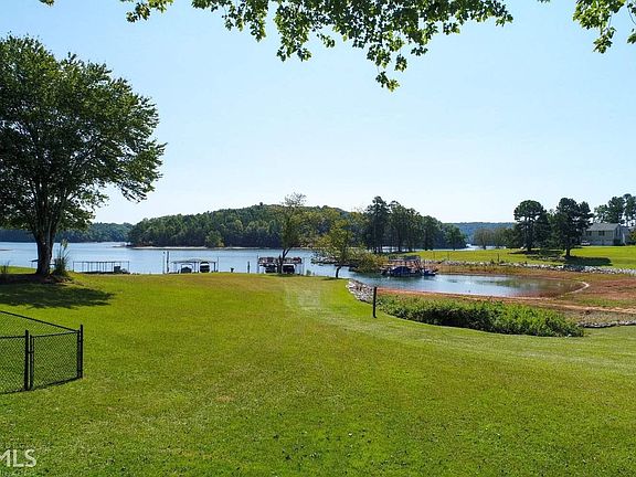 2nd image of 56 Lake Terrace Dr