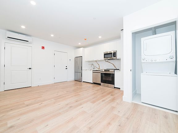 1 BD model A living area