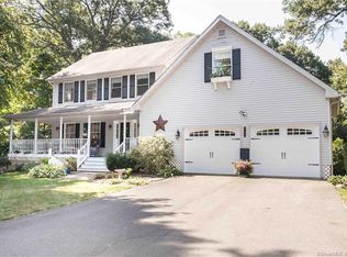 538 Plainville Ave, Unionville, CT 06085