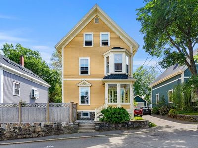 10 Village St FLOOR 2, Marblehead, MA, 01945