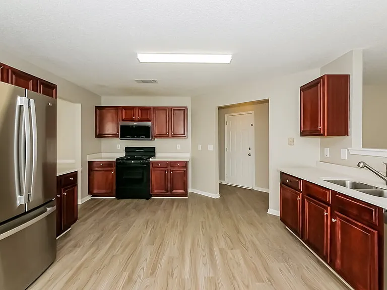 4133 Alveston Dr — Photo 9