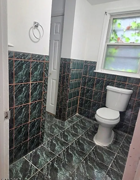 21 Davis Ave #1 — Photo 5