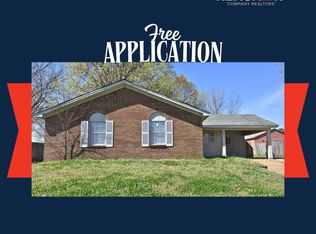 5853 Cherokee Dr, Horn Lake, MS 38637