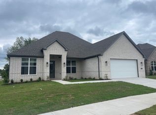 3595 E Greystone Dr, Fayetteville, AR 72764