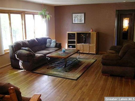 5th image of 616 Washington Ave S