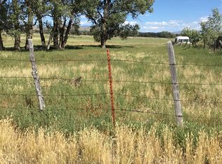 406 Johnson St, Toston, MT 59643