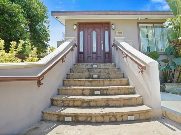 22922 Avenue San Luis, Woodland Hills, CA 91364