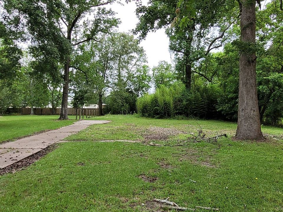 1st image of 5246 Glen Oaks Dr