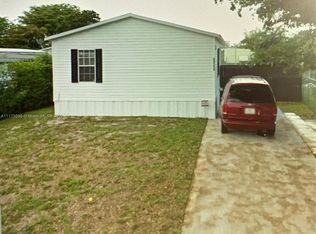 11832 Leeward Pl #B, Boca Raton, FL 33428