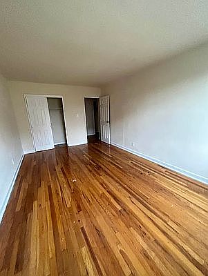 4th image of 13950 35th Ave #4K