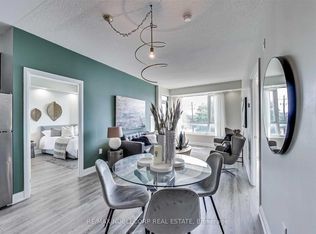 2800 Keele St #304, Toronto, ON M3M 0B8