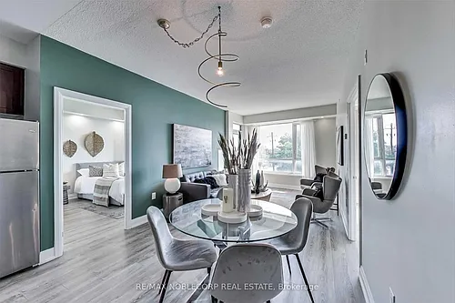 2800 Keele St Photo 1
