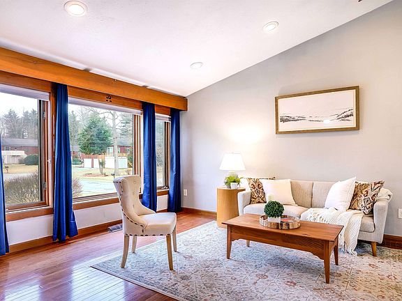 4th image of 24 Wellesley Drive