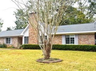 116 Spring Dr, Fairhope, AL 36532