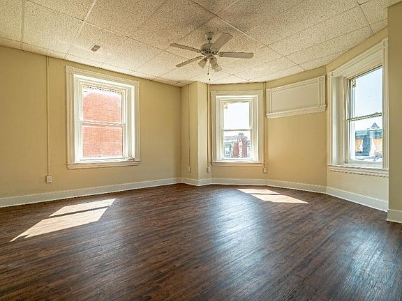 4th image of 4212 Parkside Ave APT 5