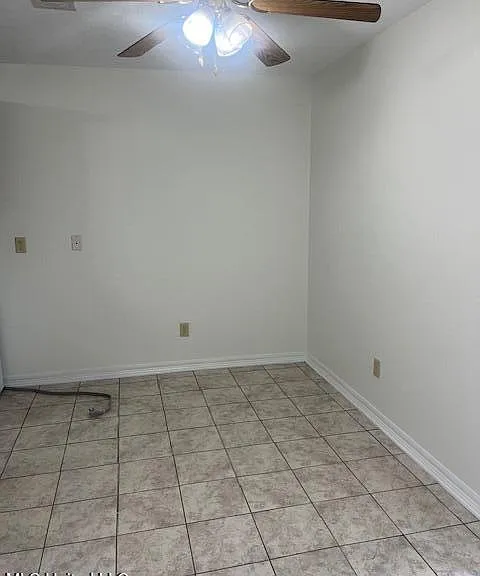1000 Lucas Ln — Photo 7
