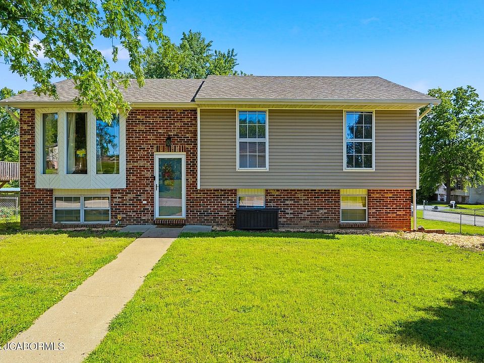 1st image of 5541 Bagnall Dr