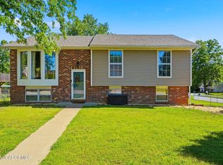 5541 Bagnall Dr, Jefferson City, MO 65109