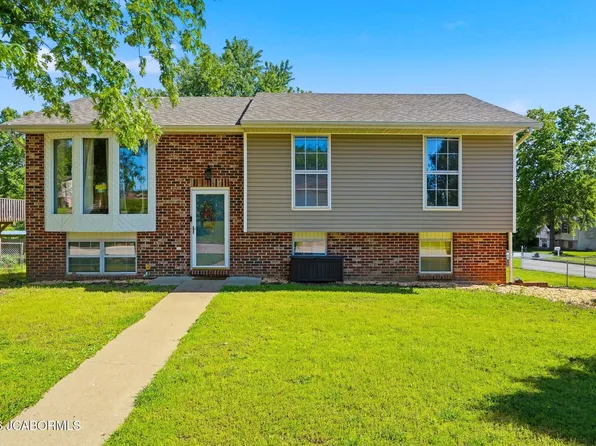 5541 Bagnall Dr, Jefferson City, MO 65109