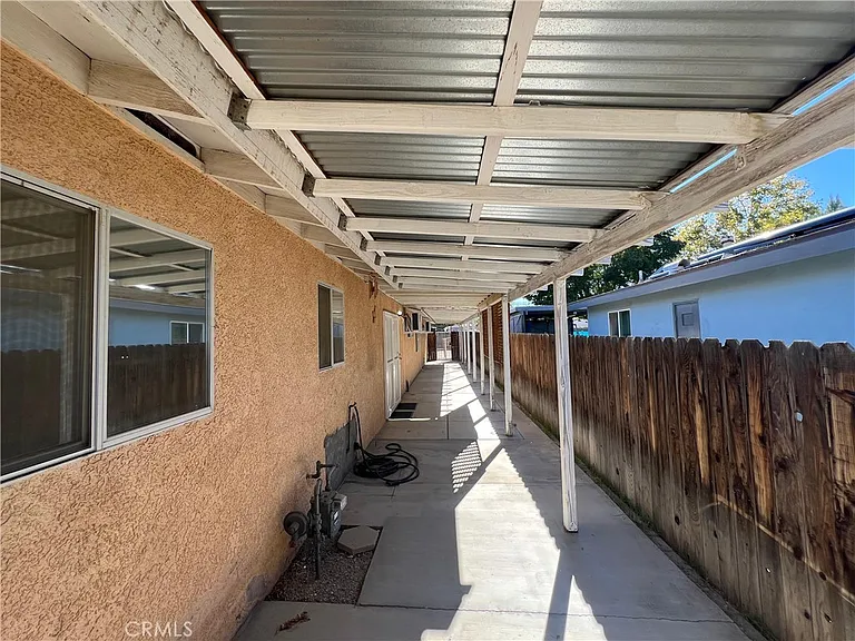 15558 Del Rey Dr — Photo 25