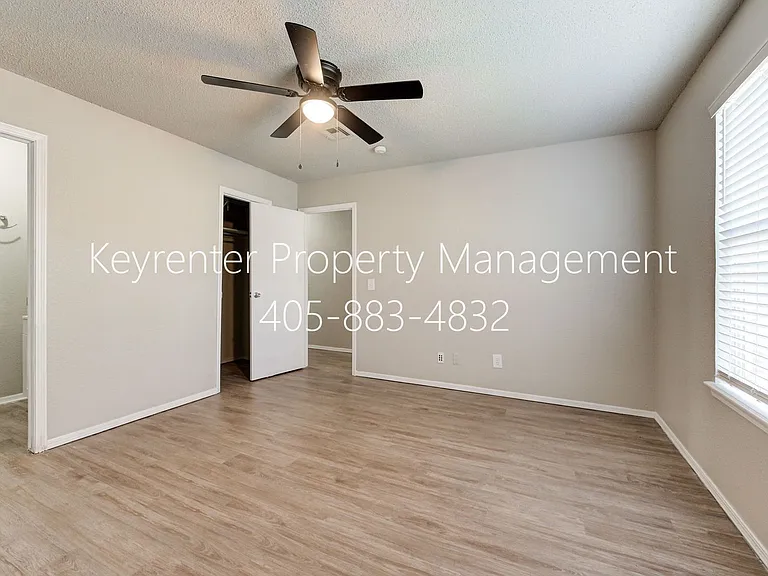 313 Belmont Dr — Photo 11