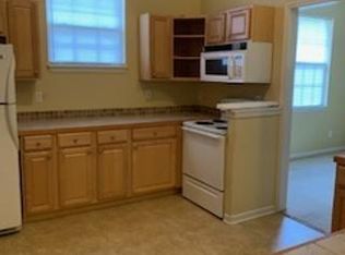 2068 Polk Ln, Lexington, KY 40511