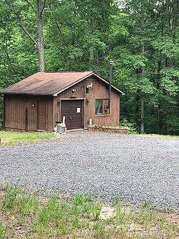 2nd image of 6245 Old Glory Ln