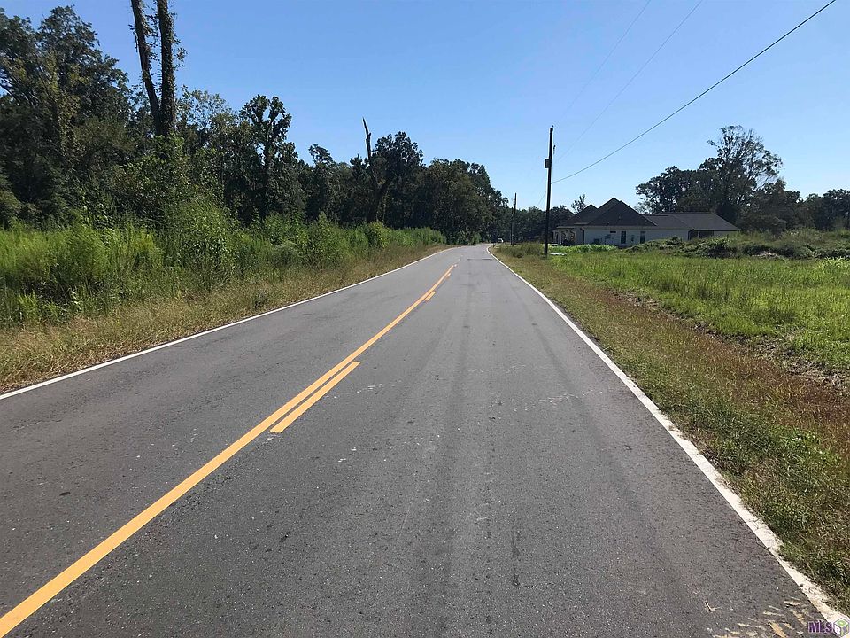 2nd image of 43029 Brittany Rd