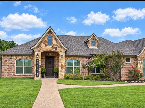 135 Highland Blvd, Hallsville, TX 75650