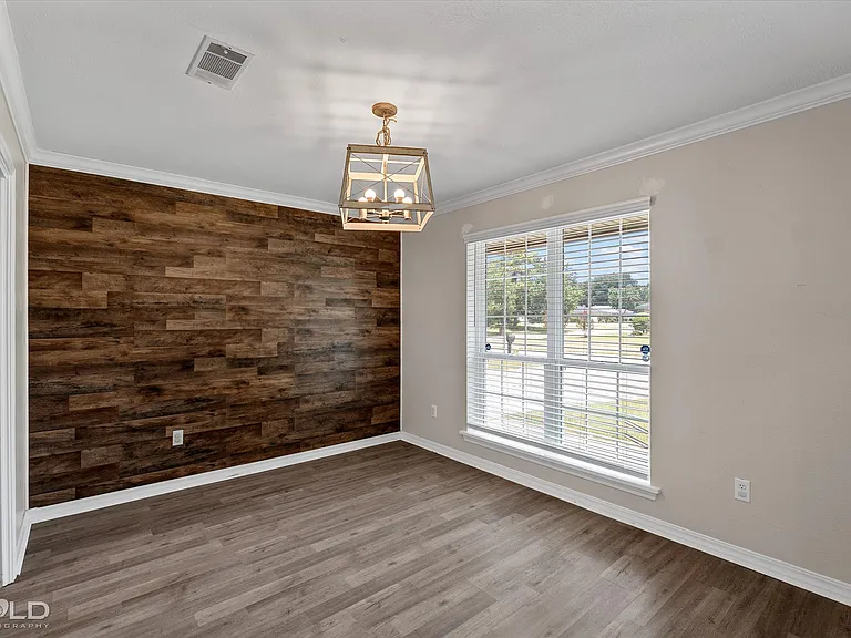5318 Foxglove Dr — Photo 7