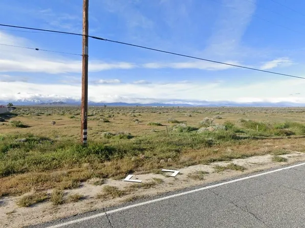 Vic Ave #H4-132, Lancaster, CA 93535