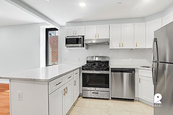 1st image of 14836 89th Ave #5A