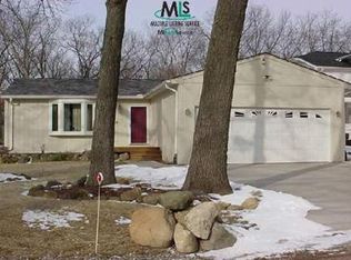 2434 Lakena Rd, West Bloomfield, MI 48324