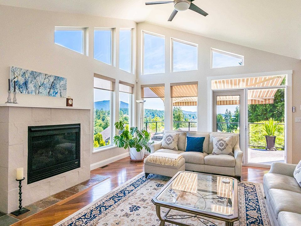 1st image of 830 Bayview Heights Rd